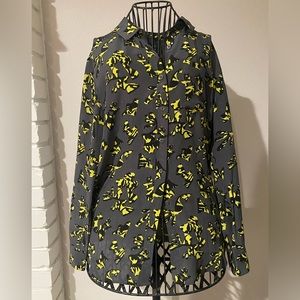 Banana Republic 100% silk button up in fabulous print - Petite Small